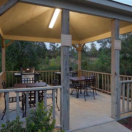 Candlewood Suites Pearl By Ihg Exterior foto