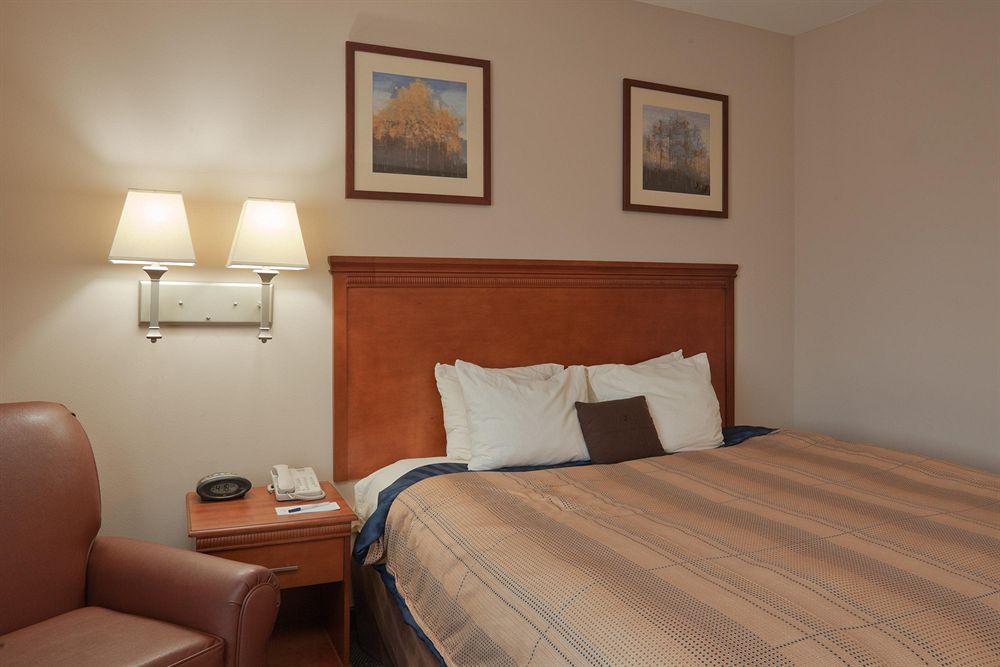 Candlewood Suites Pearl, An Ihg Hotel Habitación foto