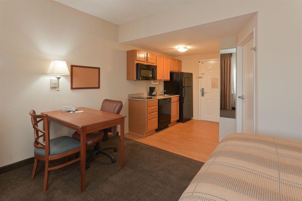 Candlewood Suites Pearl, An Ihg Hotel Habitación foto