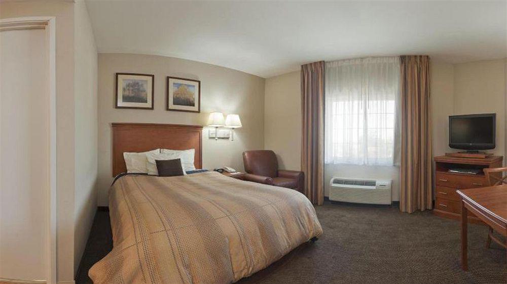 Candlewood Suites Pearl By Ihg Exterior foto